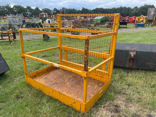 Slewtic 2 man basket with Merlo brackets