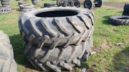 2x Trelleborg 580/70R42 tyres