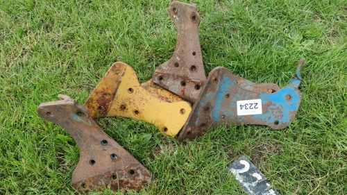 4 x RH Dowdeswell UCN plough frogs
