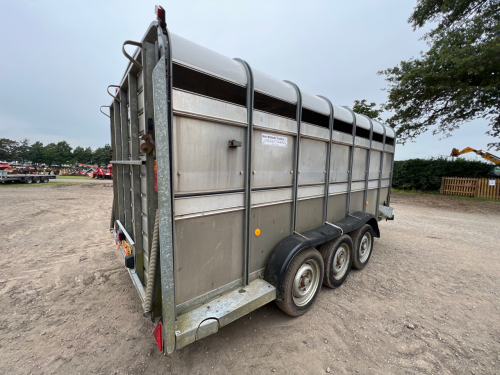 Ifor Williams 14ft tri-axle cattle trailer