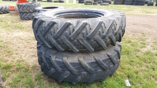 Pair 18.4/38 Stocks dual wheels