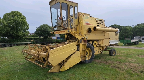 New Holland 1530 combine, LAG 642P