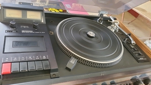1970s Rotel music centre, record player, cassette player, built in tuner/amp plus 2 1960s Castle speakers