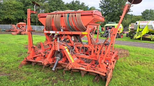 Kuhn LC3000 Combiliner Venta & HR 3004 power harrow combination drill, disc counters, markers, 2011