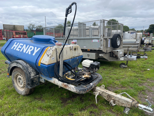 1000ltr towable Honda pressure washer trailer