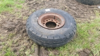 900x13 wheel and tyre