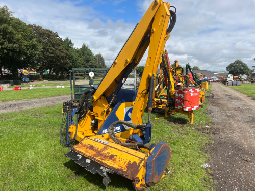 Bomford Falcon 5 hedgecutter, PTO in office