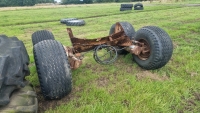 Tandem axle with 4 x 400/60/15.5 wheels