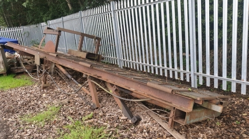 Rack saw bench with 13ft table and 4ft spare blade with spare teeth