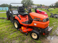 Kubota G21 diesel ride on mower c/w high tip collector, used this season