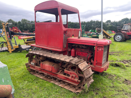 International BTD 6 crawler