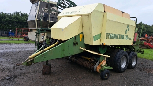 Krone Big Pack 8080 baler