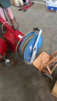 Retractable air hose reel