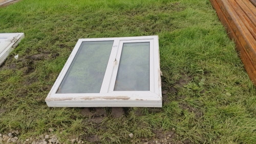 White PVC double glazed window 1000x1070mm