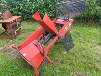 Browns log splitter