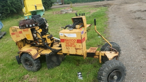Rayco RG1625 Super JR stump grinder