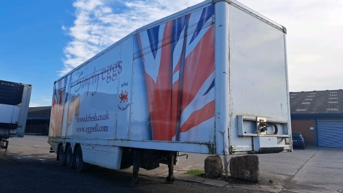Triaxle box trailer, 2008, with 10T lift floor, gwo