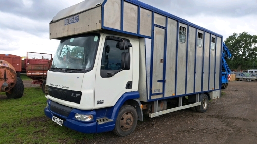 Leyland DAF IF150 7.5T horse box, 2007 reg, MOT Feb 2024, 16ft Tristar container with 3 partitions, jockey room at front, used daily, ready to work. Good condition all round, MX07 RKN