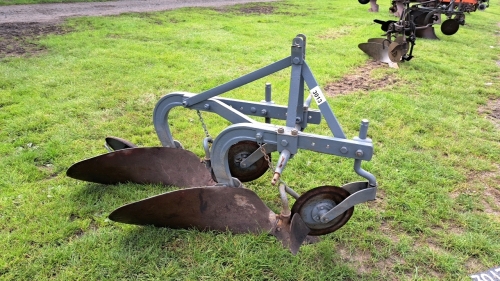 Ferguson 2F general purpose plough c/w skimmers, ready for ploughing matches, gwo