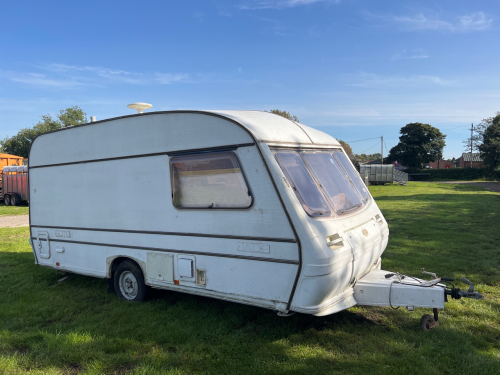Sterling Eccles caravan