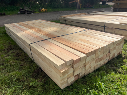 Quantity of timber 94.5"x2.5"x1.5"