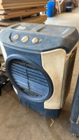 240v air con evaporator unit, working - 2