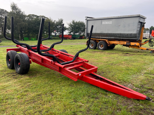 Timber trailer, twin axle adjustable bolsters