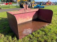 Tipping tractor transport box 183x92x70cm