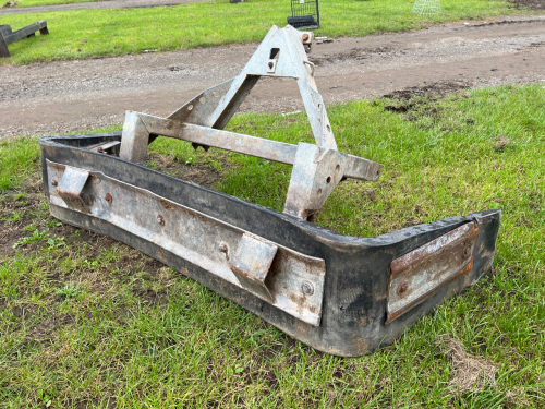 IAE yard scraper