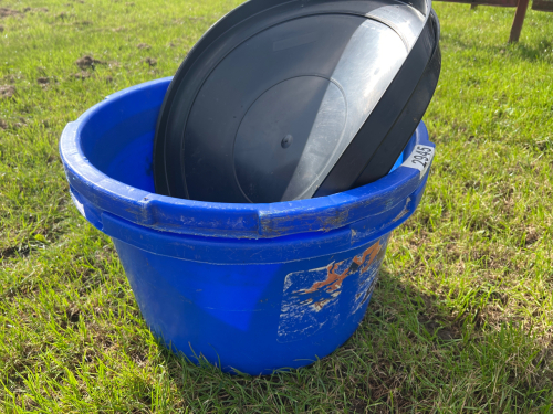 Large feed/water buckets x2 with lids