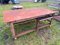 Welding table