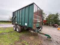 Cherry CT149 14T tandem axle silage trailer, 2004