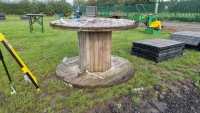 Wooden cable drum
