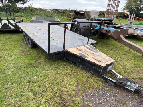 Flat bed trailer