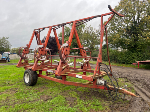 Traileyre bale carrier trailer