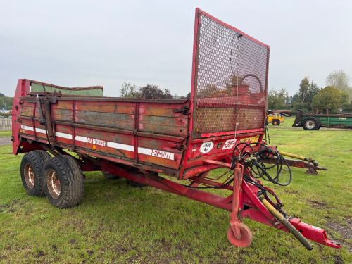 JF rear beater muck spreader