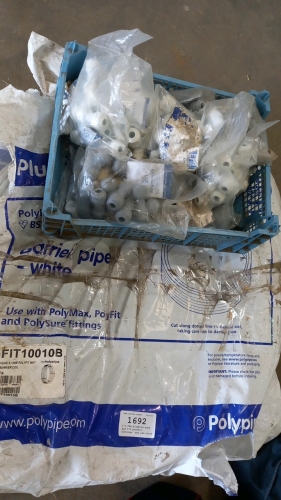2 x 25m plumbing pipe and 170 pushfit fittings, new old stock