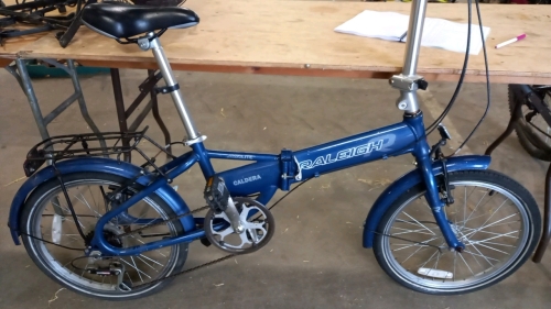 Foldable ladies Raleigh Caldera bike