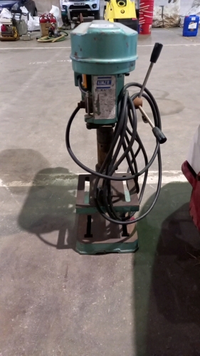 Kinzo single phase 220v pillar drill, working order