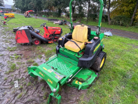 John Deere Z Track zero turn mower