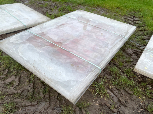 10 x 6'x4' Perspex sheets