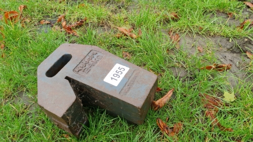 3 x 24kg front weights for Kubota tractor