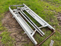 IAE 6ft galvanised locking head yoke
