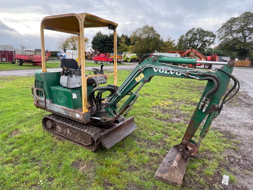 Volvo 1.5T mini digger