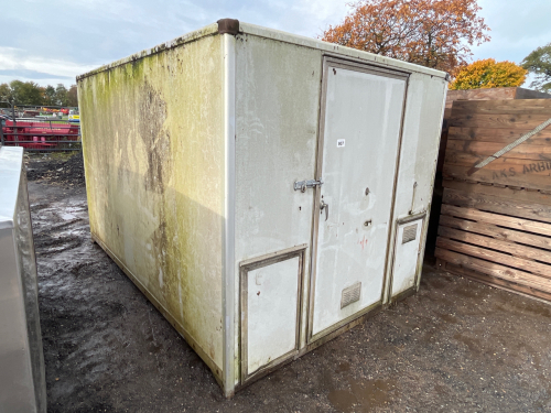 7'x10' fibreglass container