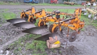 SKH Overum 4F auto reset plough with discs