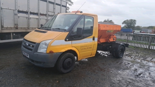 2010 Ford Transit gritting vehicle, 3.5T Pronar gritter, all in gwo, special tax red diesel. FE60 XHP