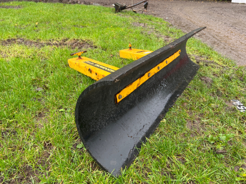 Glasdon Snowdozer snow plough