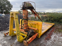 Hooklift body with Atlas 3008 crane