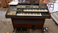 Hammond EX1000E electric organ